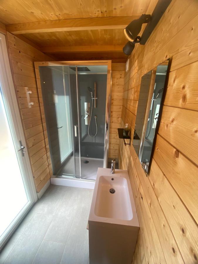 Chambre Dans Logement Partage Chez L Habitant Avec Piscine De 1 A 3 Chambres Grieges Exterior foto